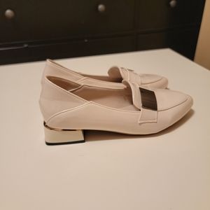 Jingpin short heel shoes